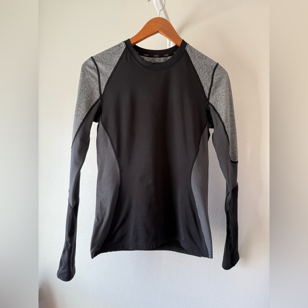 SHE black and gray athletic top